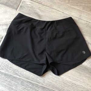 MPG active shorts